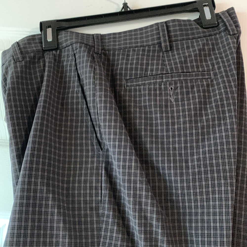 Men’s Ben Hogan Golf Shorts, black plaid